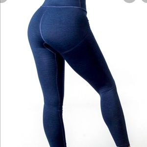 Navy revival r6 legging small warm once